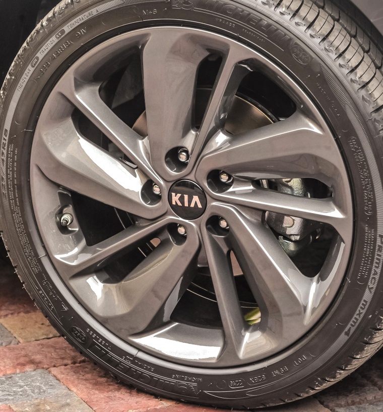 2018 Kia Niro Touring Hybrid Rim - Picture / Pic / Image