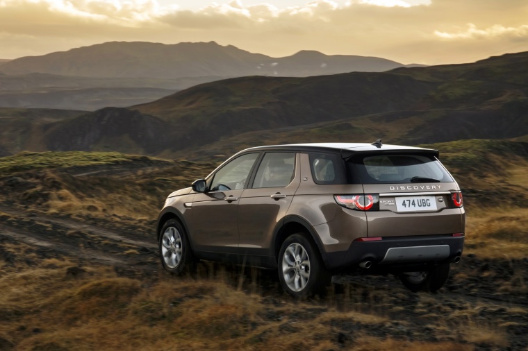 2015 Land Rover Discovery Sport HSE Luxury Picture