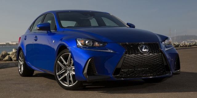 2018 Lexus IS Pictures