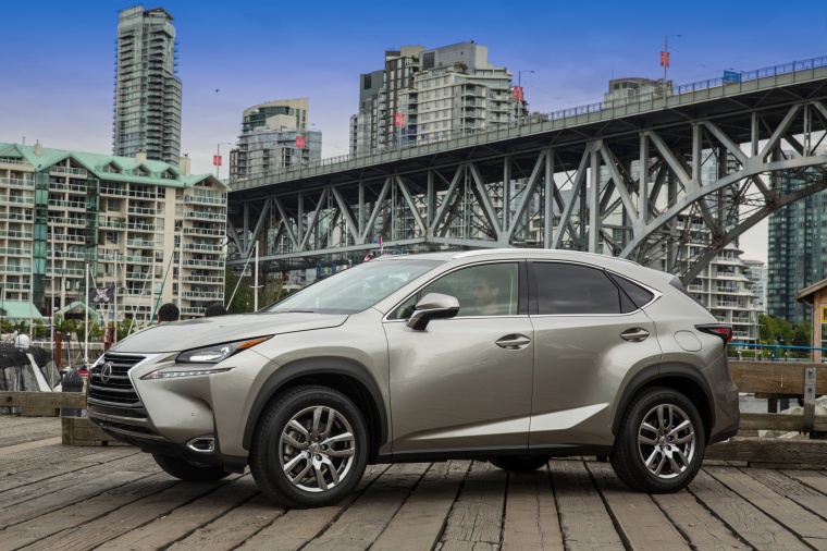 2017 Lexus NX200t Picture