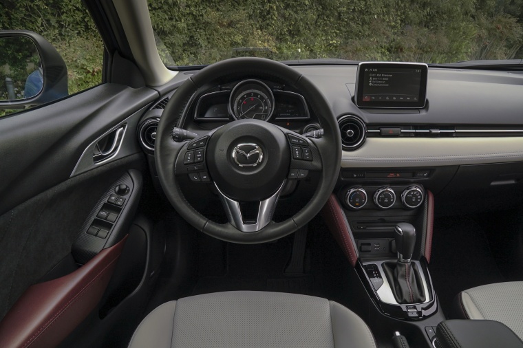 2018 Mazda CX-3 Cockpit - Picture / Pic / Image