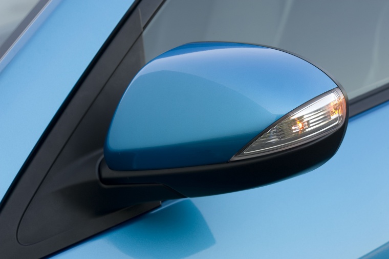 2010 Mazda 3s Hatchback Door Mirror Picture