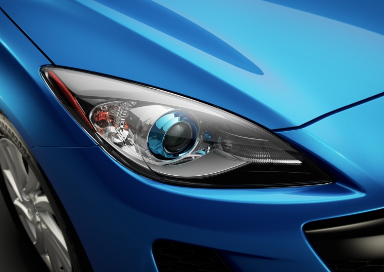 2012 Mazda 3i Hatchback Headlight Picture