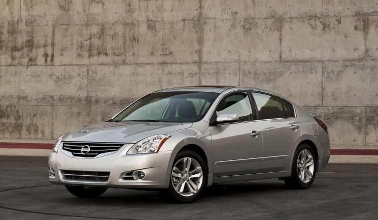 2011 Nissan Altima 3.5 SR Picture