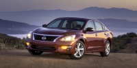 2015 Nissan Altima Pictures