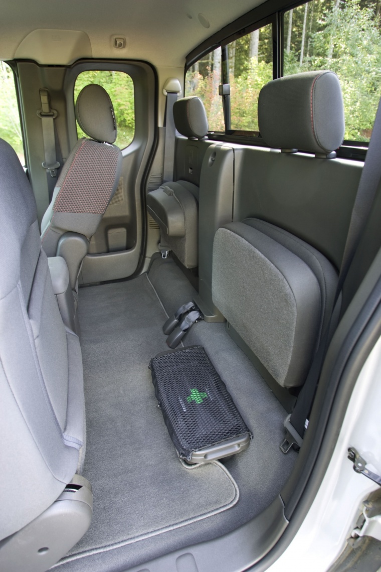 2010 Nissan Frontier King Cab PRO-4X 4WD Rear Seats Folded Picture