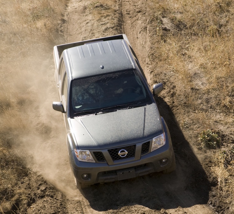 2010 Nissan Frontier Crew Cab PRO-4X 4WD Picture