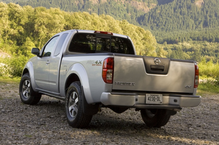 2012 Nissan Frontier King Cab PRO-4X 4WD Picture