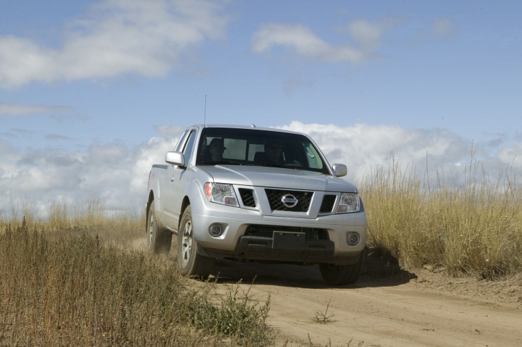 2012 Nissan Frontier King Cab PRO-4X 4WD Picture