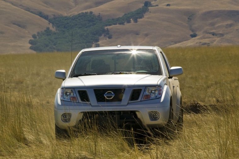 2012 Nissan Frontier King Cab PRO-4X 4WD Picture