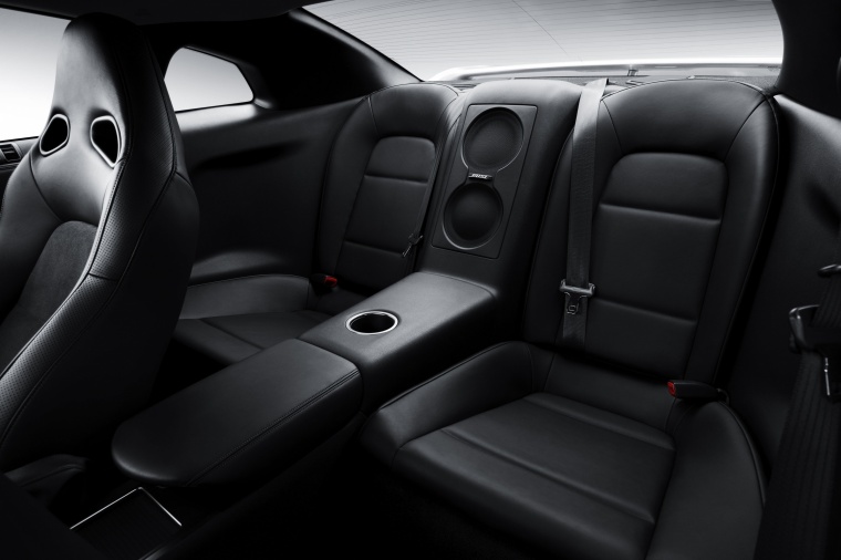 2010 Nissan GT-R Rear Seats Picture