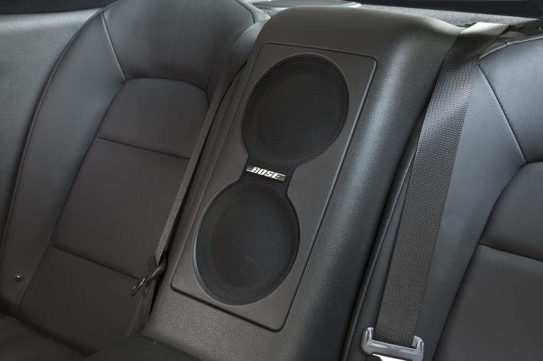 2012 Nissan GT-R Coupe Rear Seat Speakers Picture