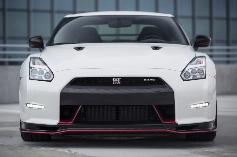 2015 Nissan GT-R NISMO Picture