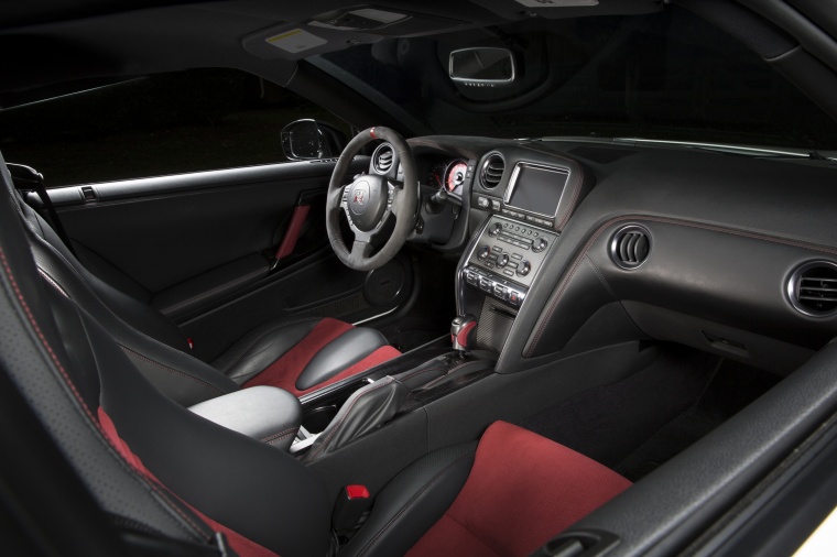 2015 Nissan GT-R NISMO Interior Picture