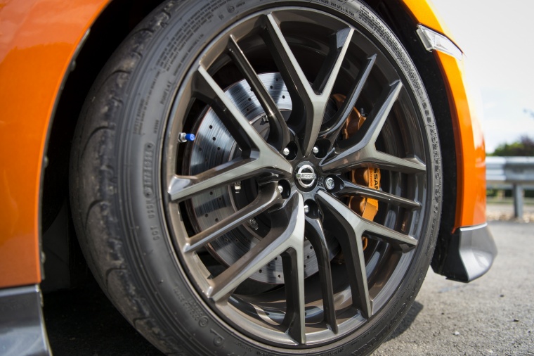 2018 Nissan GT-R Coupe Premium Rim Picture