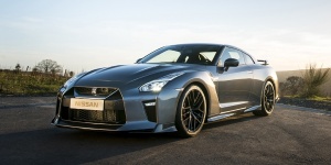 Nissan GT-R Reviews / Specs / Pictures / Prices