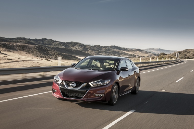 2018 Nissan Maxima Platinum Sedan Picture