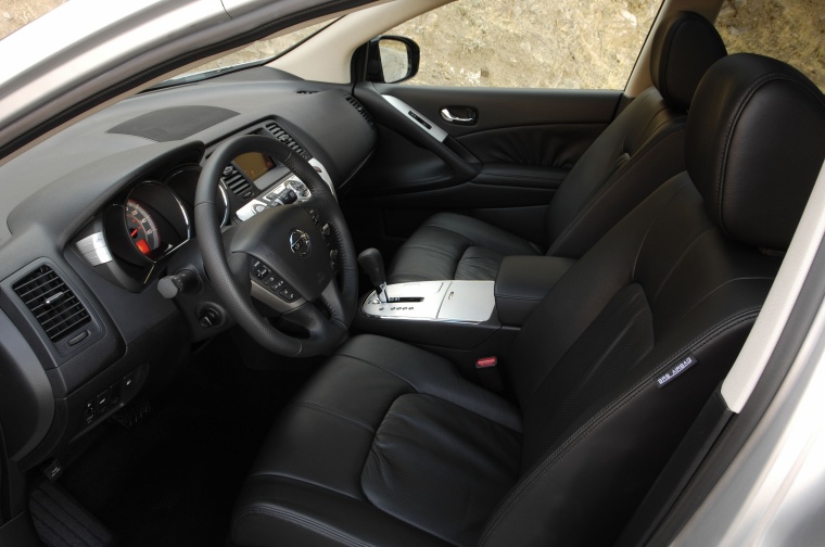 2012 Nissan Murano Front Seats Picture