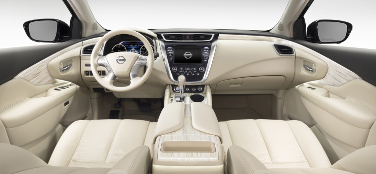 2017 Nissan Murano Cockpit Picture