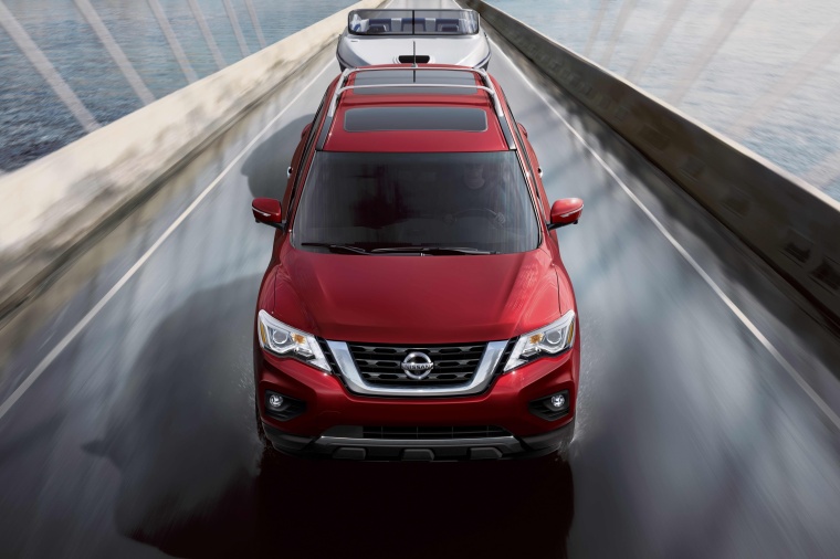 2018 Nissan Pathfinder Platinum 4WD Picture