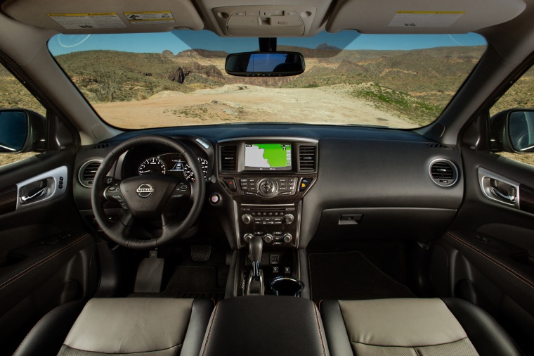 2020 Nissan Pathfinder SL Rock Creek Edition 4WD Cockpit Picture