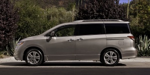 2012 Nissan Quest Pictures