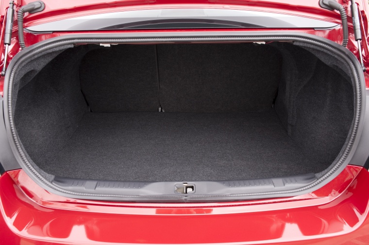 2011 Nissan Sentra SL Sedan Trunk Picture