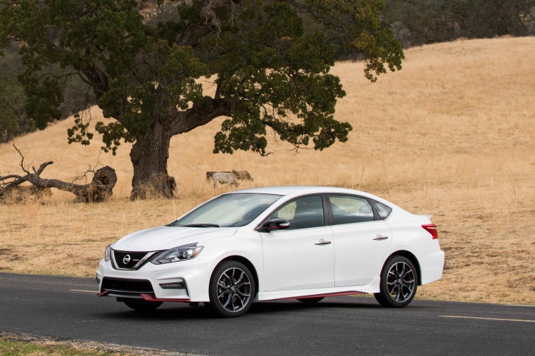 2018 Nissan Sentra NISMO Picture