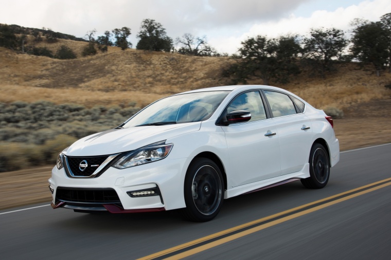 2018 Nissan Sentra NISMO Picture