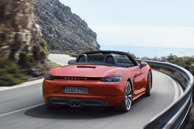 2018 Porsche 718 Boxster S Picture