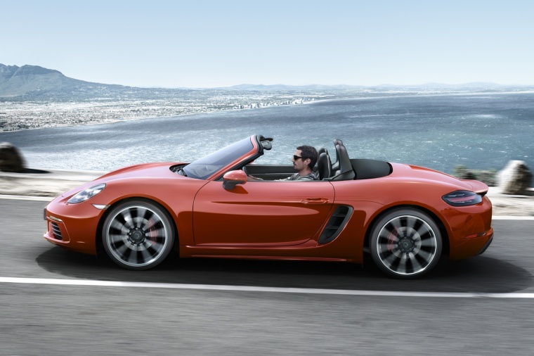 2018 Porsche 718 Boxster S Picture