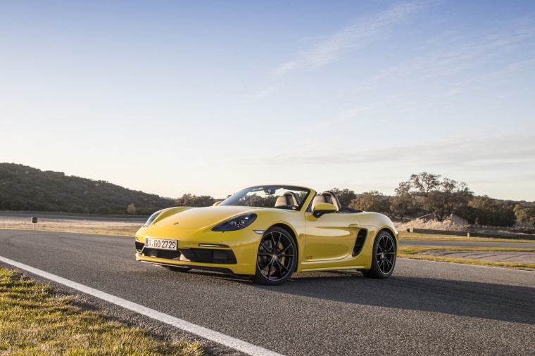 2018 Porsche 718 Boxster GTS Picture