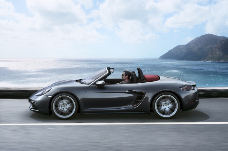 2018 Porsche 718 Boxster Picture