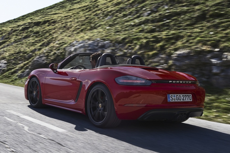 2018 Porsche 718 Boxster GTS Picture