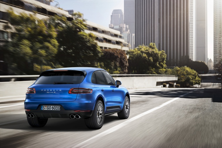 2015 Porsche Macan S Picture