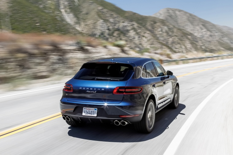 2015 Porsche Macan S Picture