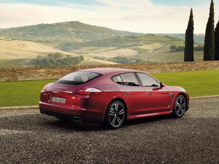 2011 Porsche Panamera V6 Picture