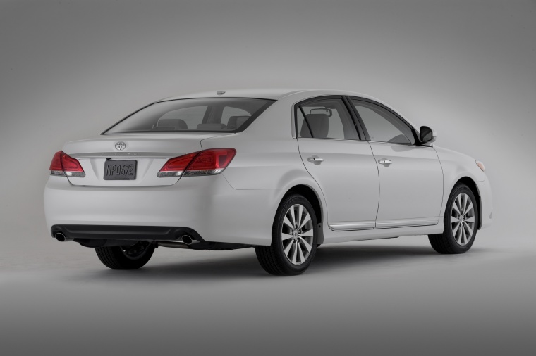 2012 Toyota Avalon Picture