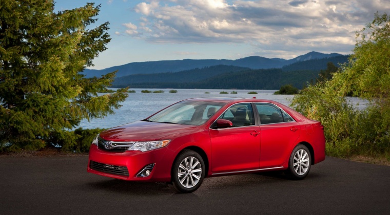 2013 Toyota Camry XLE Picture