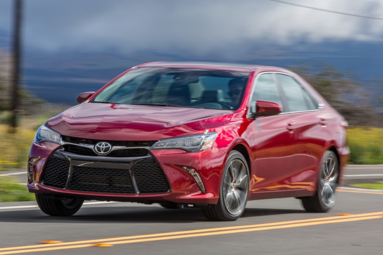 2015 Toyota Camry XSE Picture