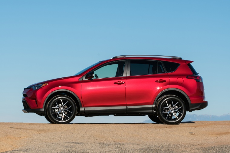 2016 Toyota RAV4 SE AWD Picture