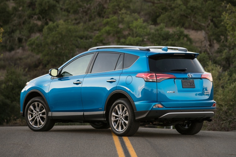 2016 Toyota RAV4 Hybrid Limited AWD Picture