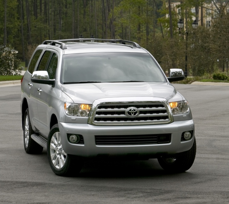 2016 Toyota Sequoia Picture