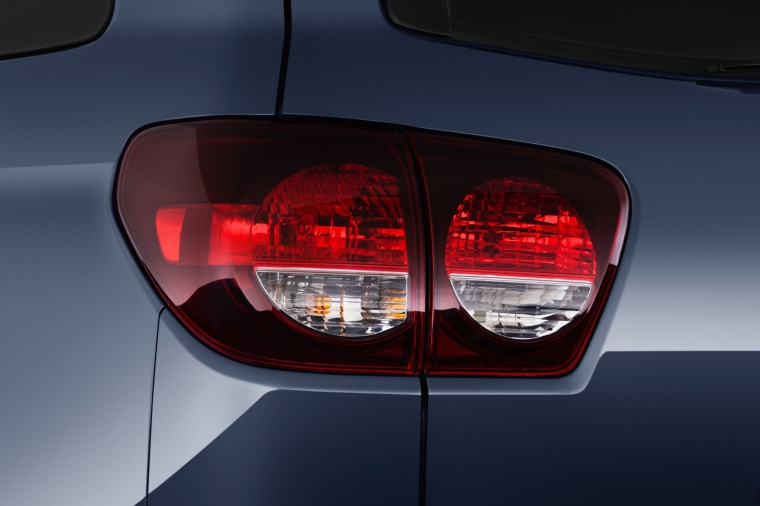 2019 Toyota Sequoia Tail Light Picture