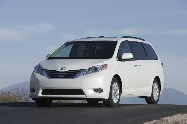 2012 Toyota Sienna Limited Picture