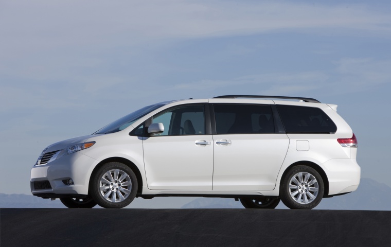 2012 Toyota Sienna Limited Picture