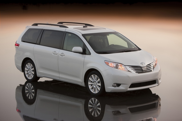 2012 Toyota Sienna Limited Picture