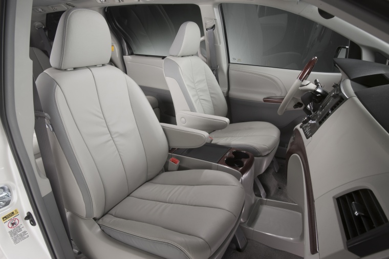 2012 Toyota Sienna Limited Front Seats Picture