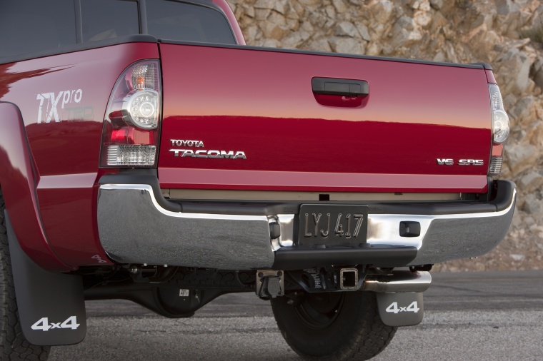 2011 Toyota Tacoma Double Cab SR5 V6 4WD Tail Lights Picture