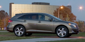 2012 Toyota Venza Reviews / Specs / Pictures / Prices